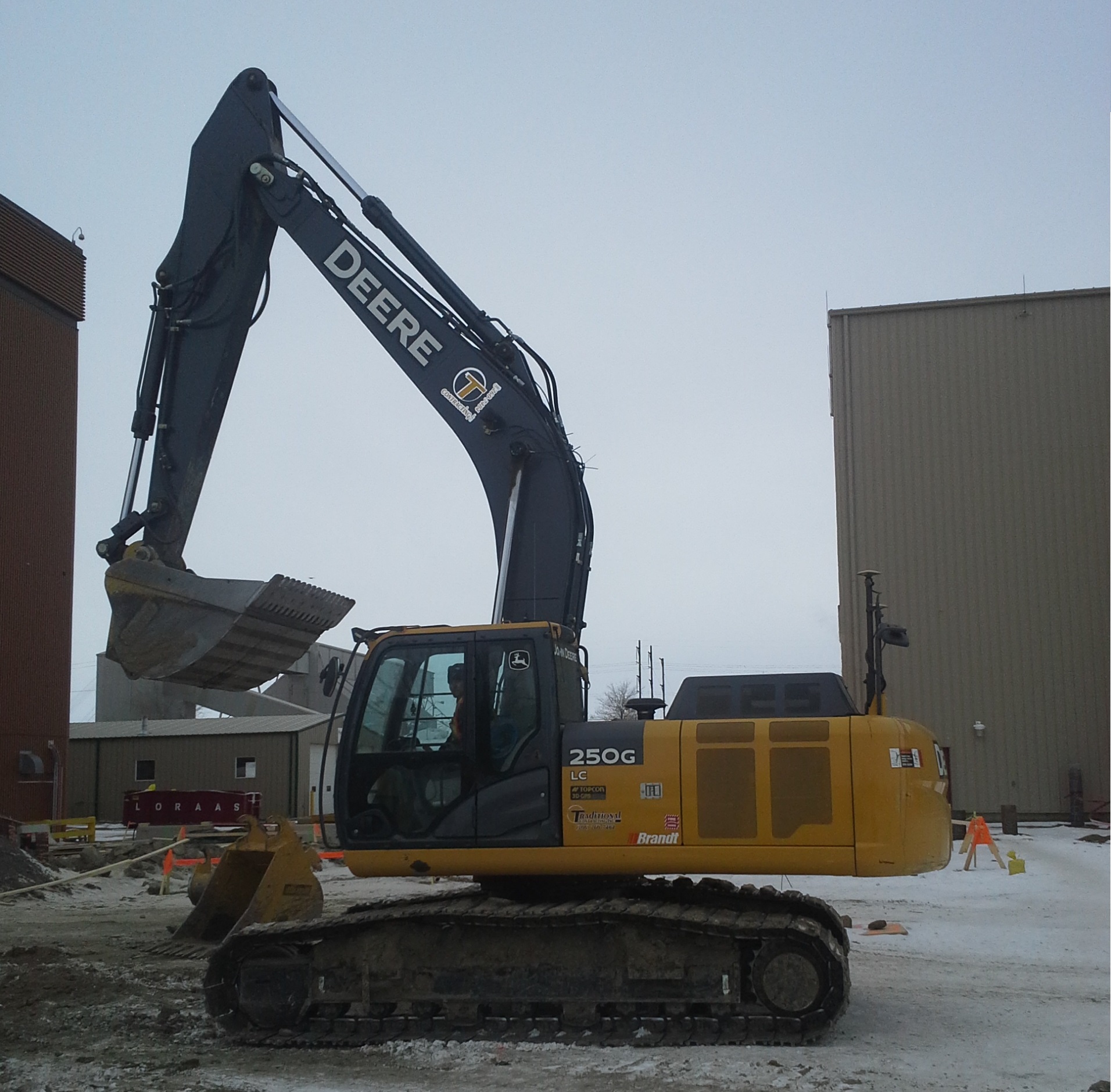 John Deere 250G Excavator w/TOPCON Machine Control